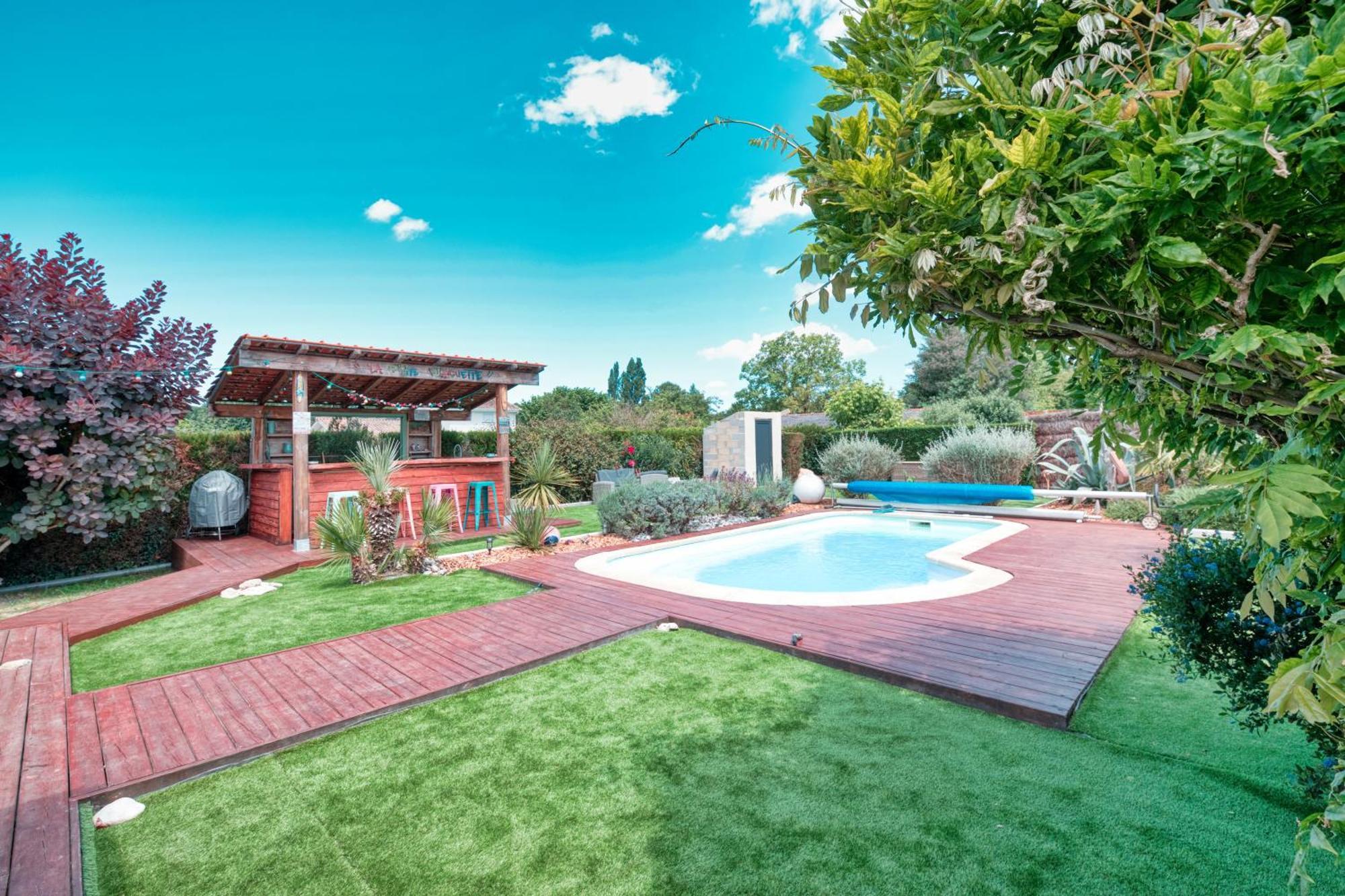 Villa La P'Tite Guinguette Salles  Exterior photo